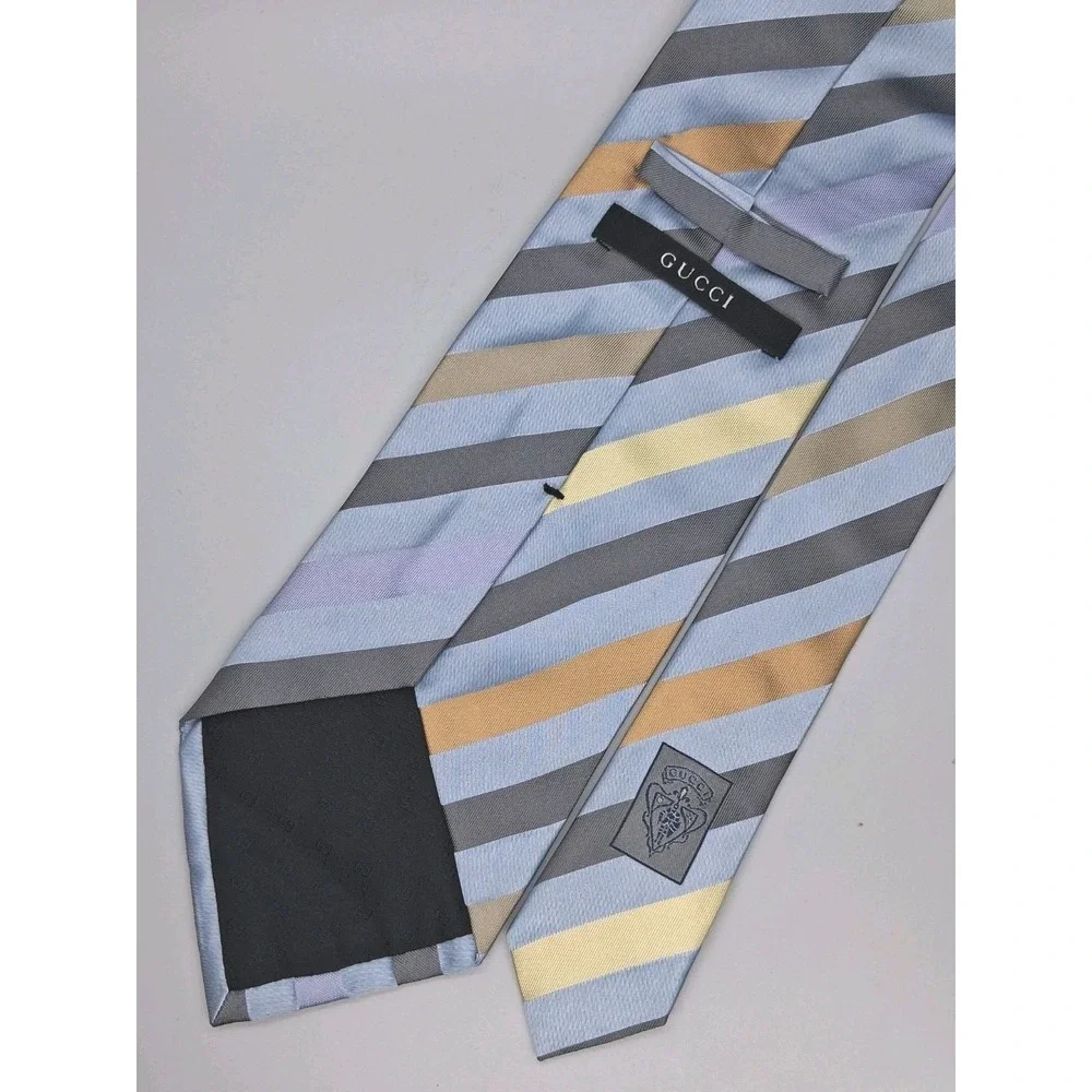 GUCCI Tie Mens Silk Blue Gray Tan Diagonal Stripe Luxury Made in Italy Necktie